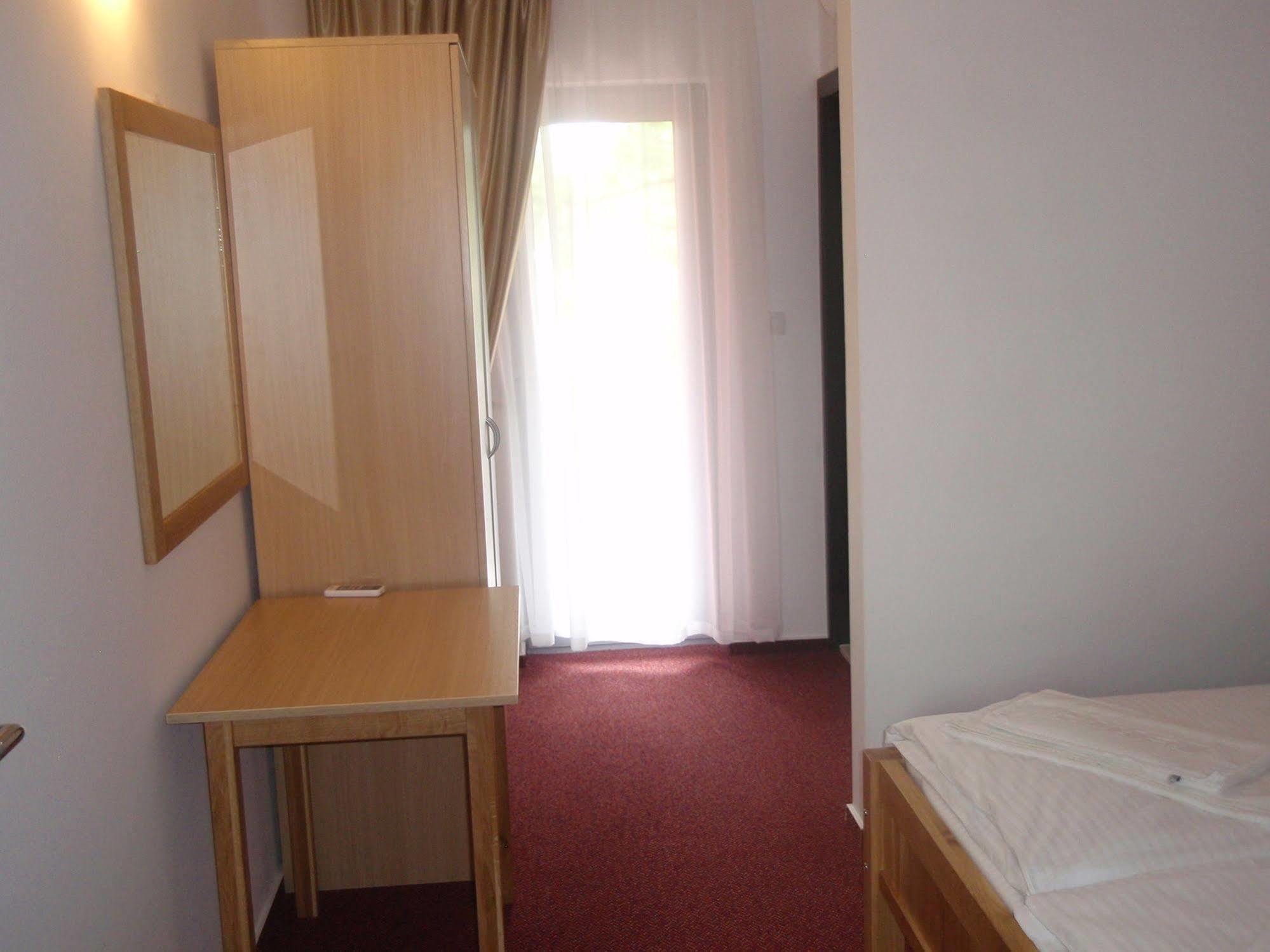 Hotel Ivona Međugorje Zewnętrze zdjęcie